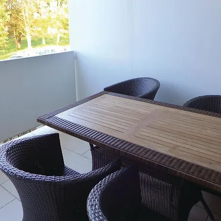 One-bedroom In Appartement *